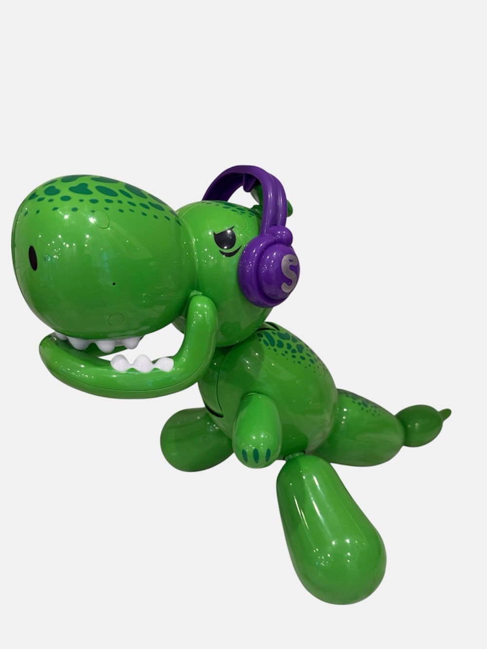Squeakee the Ballon Dino - Works